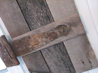 DIY Reclaimed Pallet Wood Shutters via http://www.prodigalpieces.com