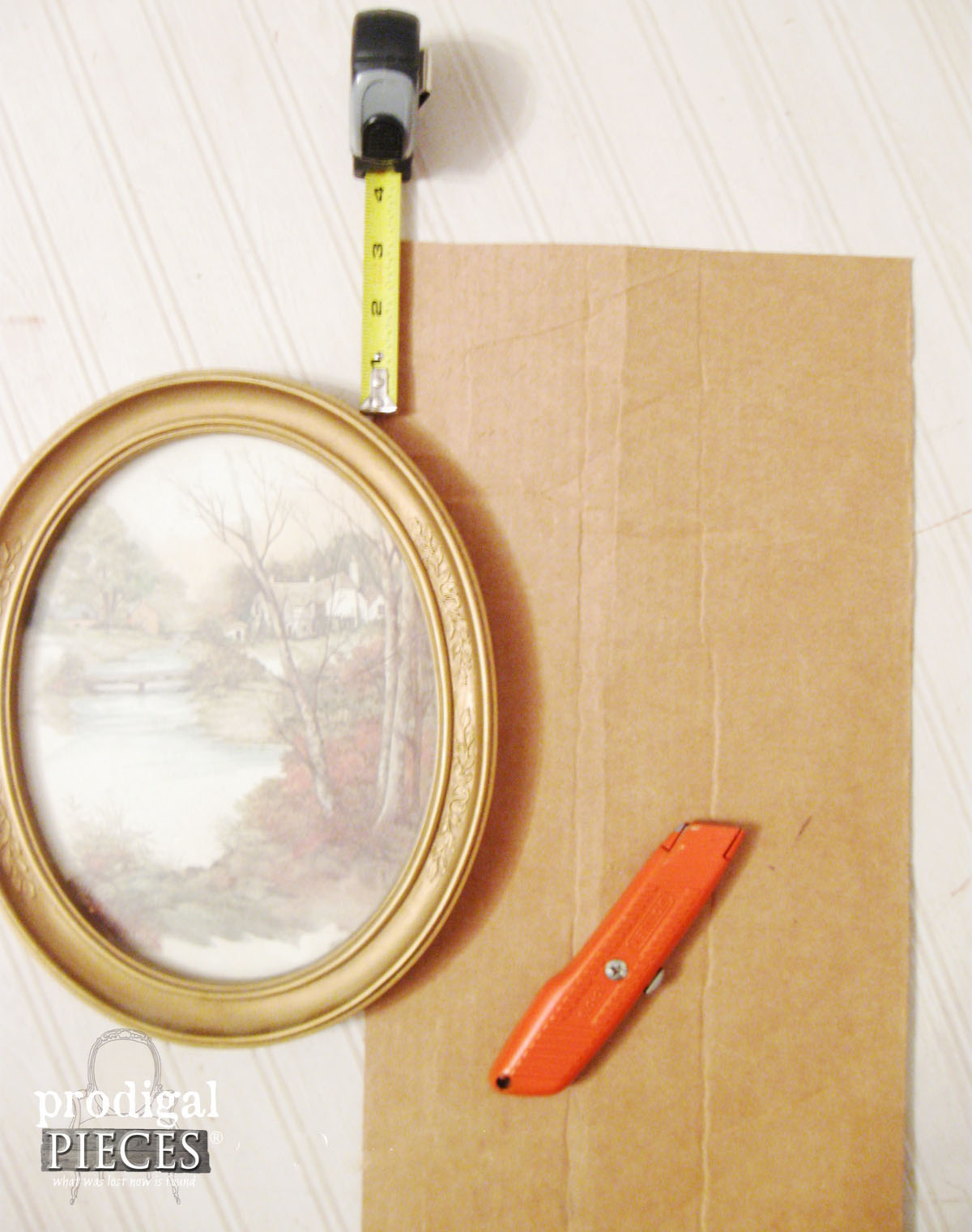Picture Frame as Oval Template | prodigalpieces.com