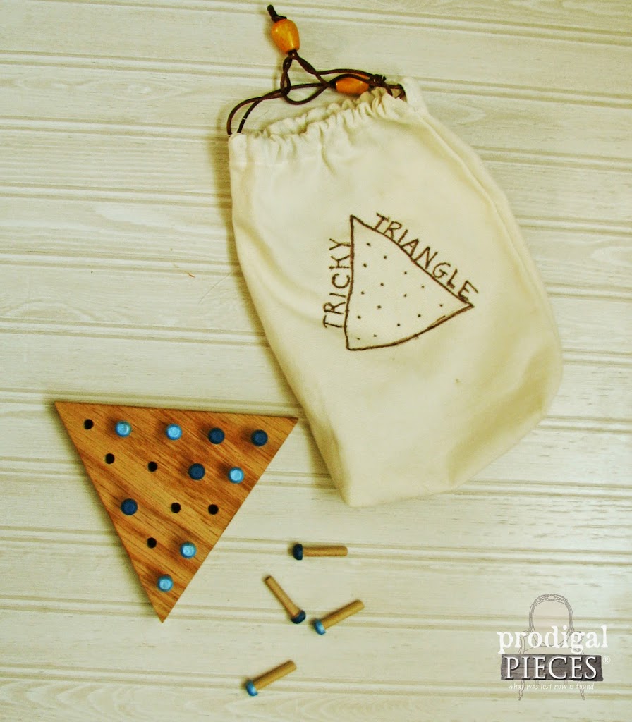 Handmade Travel Tricky Triangle by Larissa of Prodigal Pieces | prodigalpieces.com