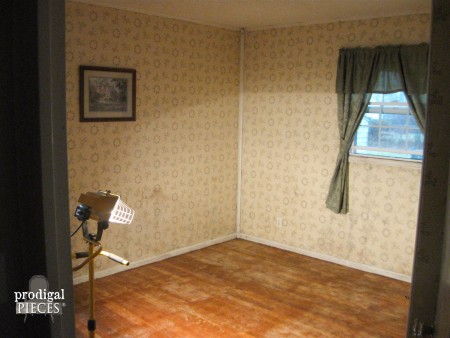 Farmhouse Master Bedroom Before | prodigalpieces.com #prodigalpieces