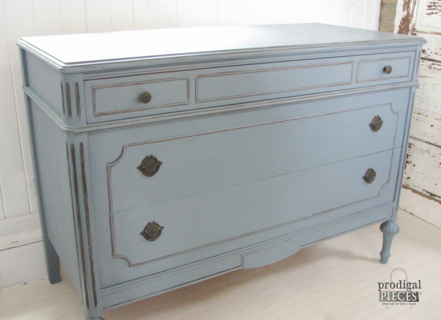 An Antique Desk Makeover by Prodigal Pieces www.prodigalpieces.com #prodigalpieces