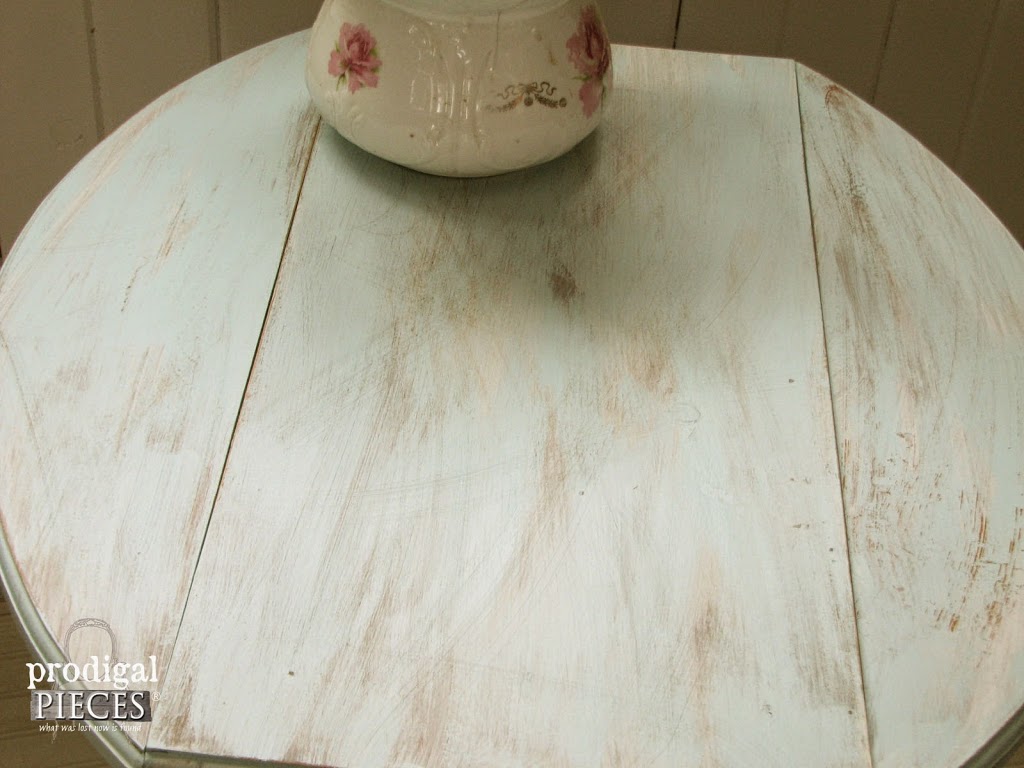 DIY: Creating Time-worn Effect with Layers of Paint by Prodigal Pieces www.prodigalpieces.com #prodigalpieces