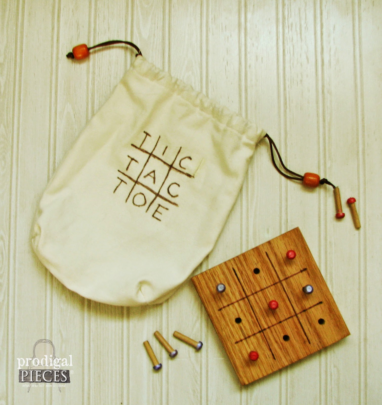 Handmade Holidays #3 Wooden Tic Tac Toe Travel Game by Larissa of Prodigal Pieces | prodigalpieces.com