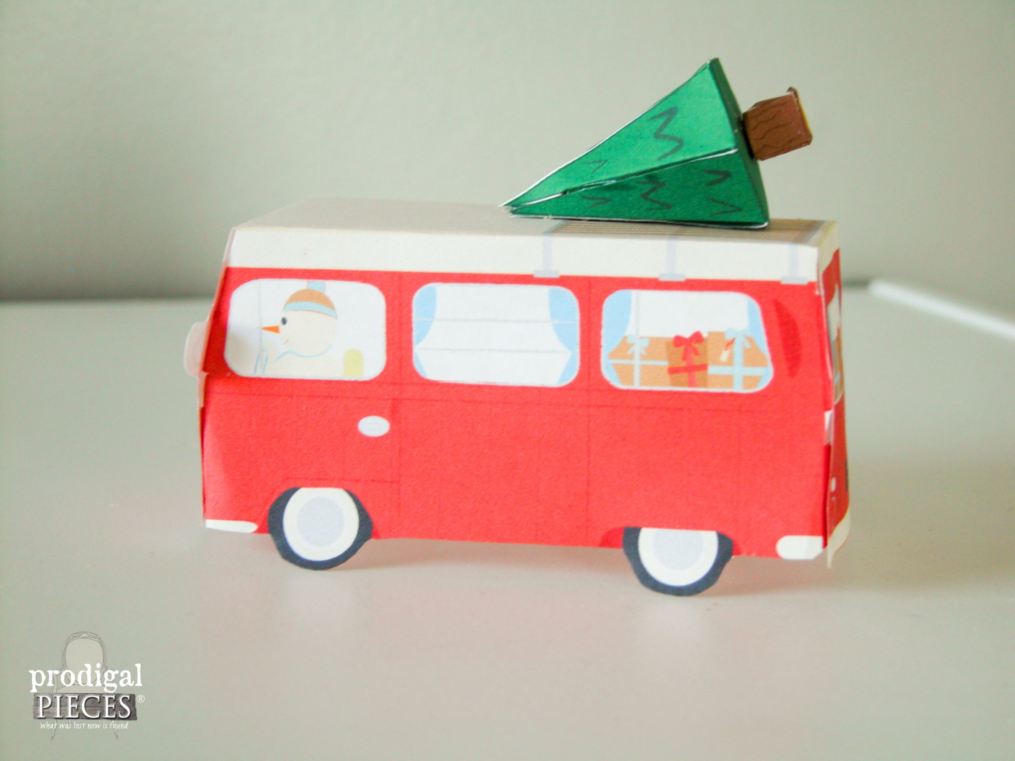 Paper Volkswagen Bus | prodigalpieces.com